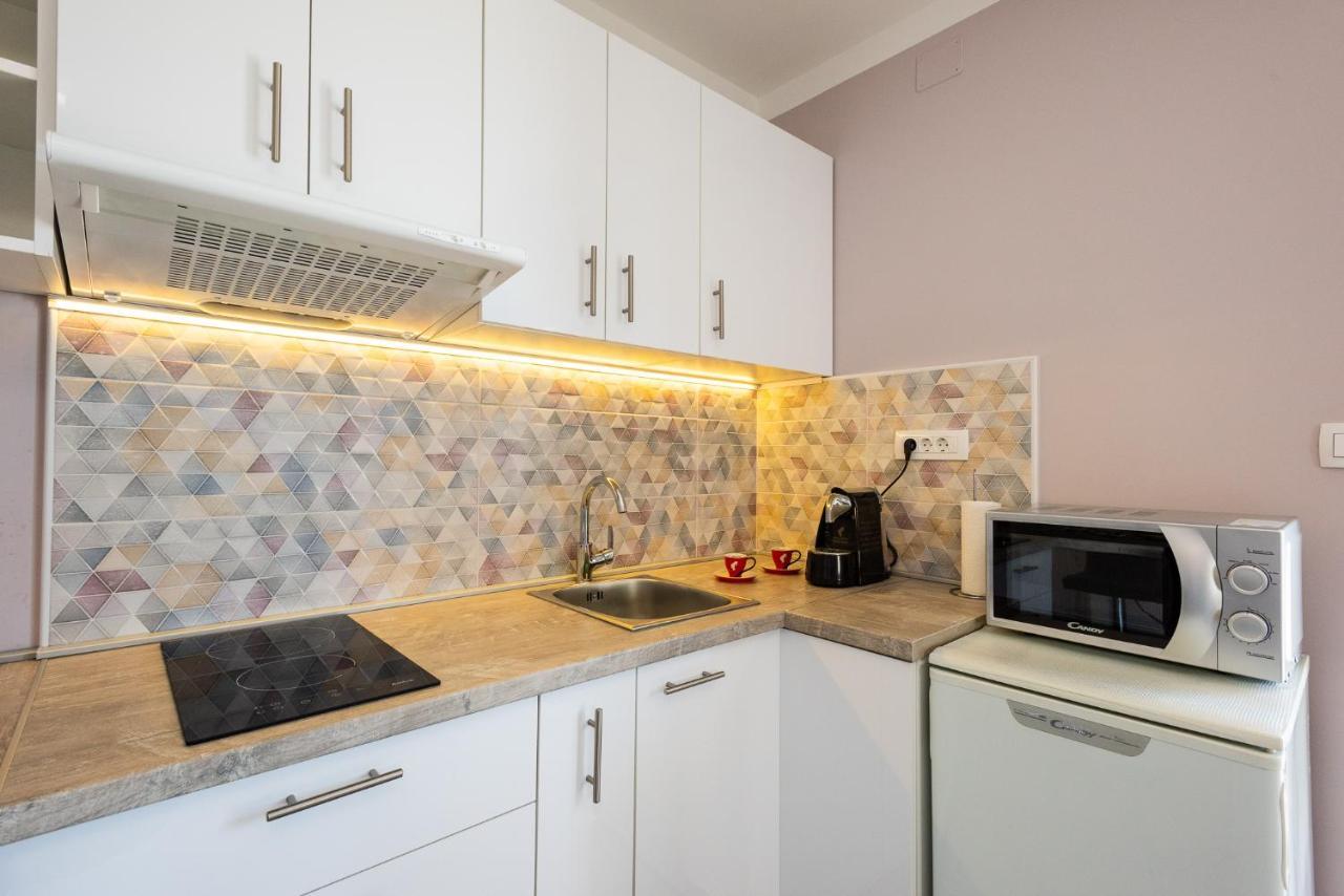 Apartments Omorfia Kraljevica Exterior photo