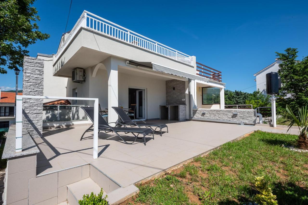 Apartments Omorfia Kraljevica Exterior photo