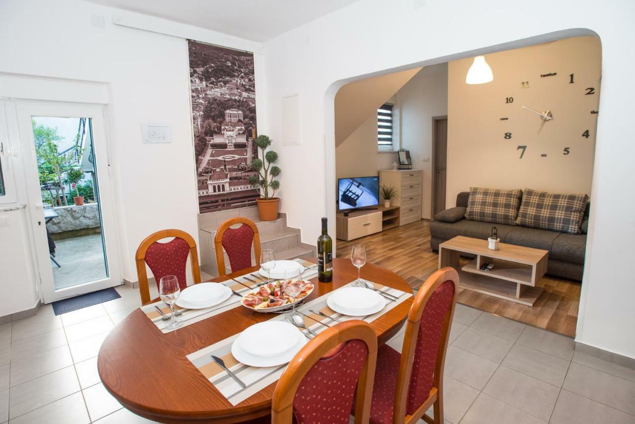 Apartments Omorfia Kraljevica Exterior photo